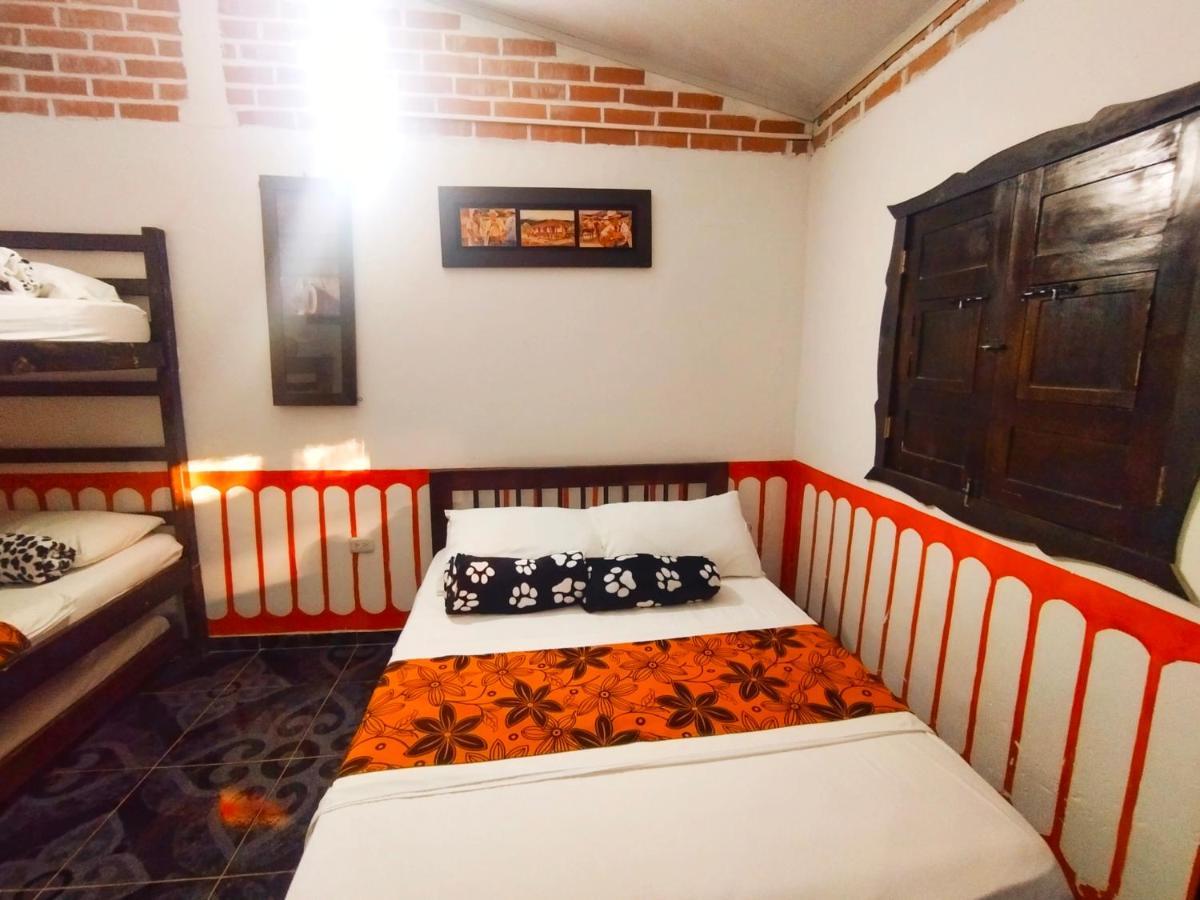 Готель Casa Turistica Art-Velez Саленто Екстер'єр фото