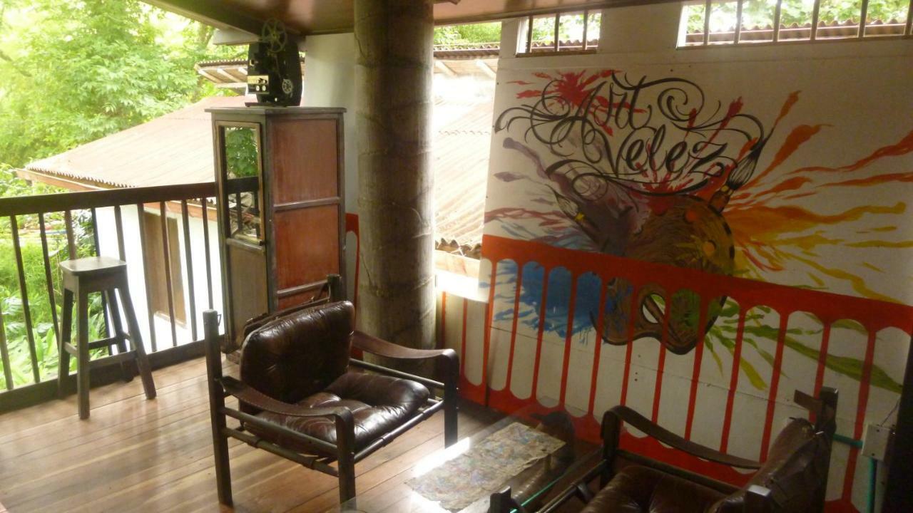 Готель Casa Turistica Art-Velez Саленто Екстер'єр фото